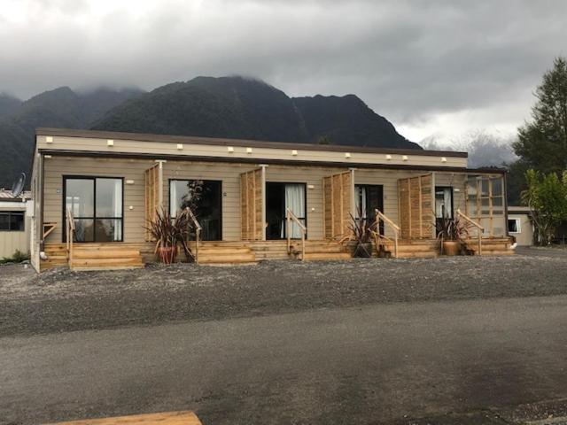 Fox Glacier Top 10 Holiday Park & Motels Exteriör bild