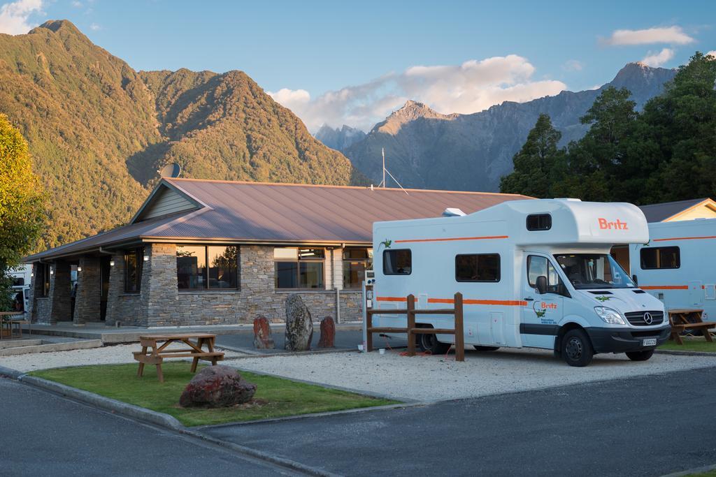 Fox Glacier Top 10 Holiday Park & Motels Exteriör bild