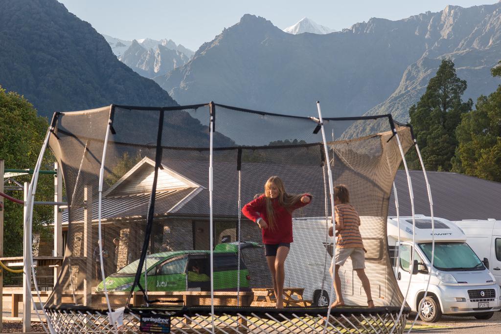 Fox Glacier Top 10 Holiday Park & Motels Exteriör bild