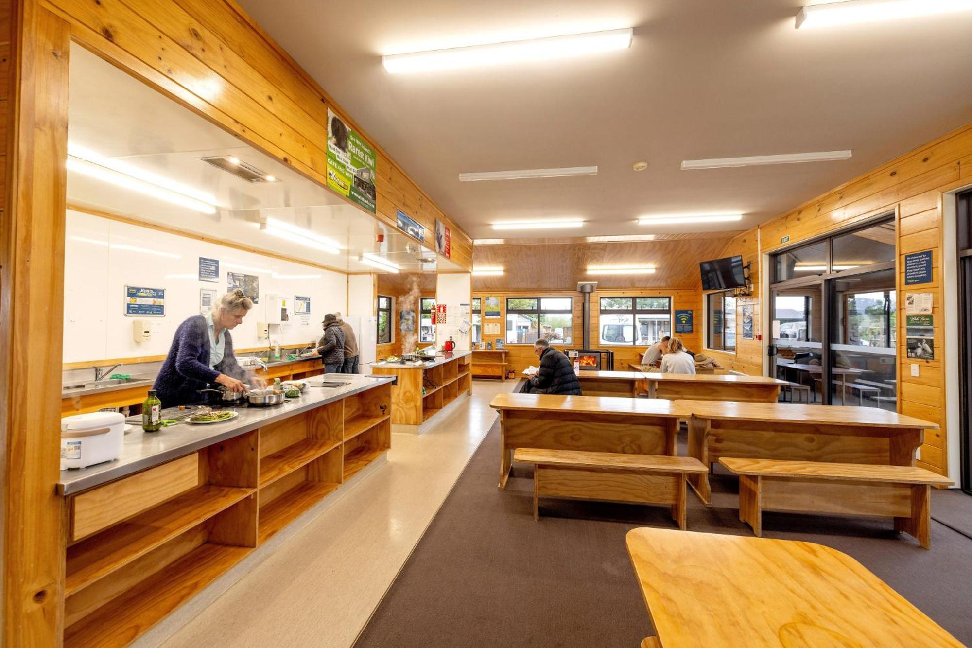 Fox Glacier Top 10 Holiday Park & Motels Exteriör bild